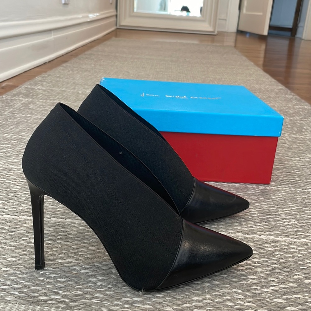 Jean Michael cazabat black bootie pumps